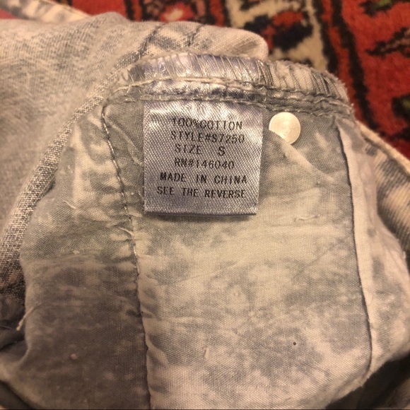 Signature8 - Distressed Light Denim Skirt Small - Picture 6 of 6